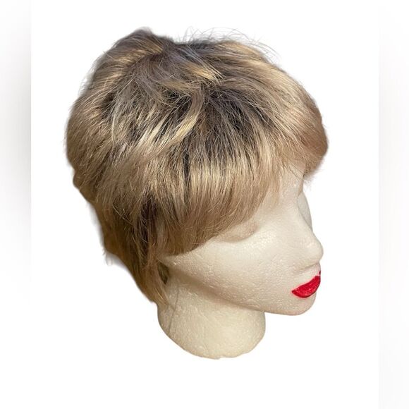 Wig by Paula Young Sheer Satisfaction Spun Gold - Picture 3 of 8